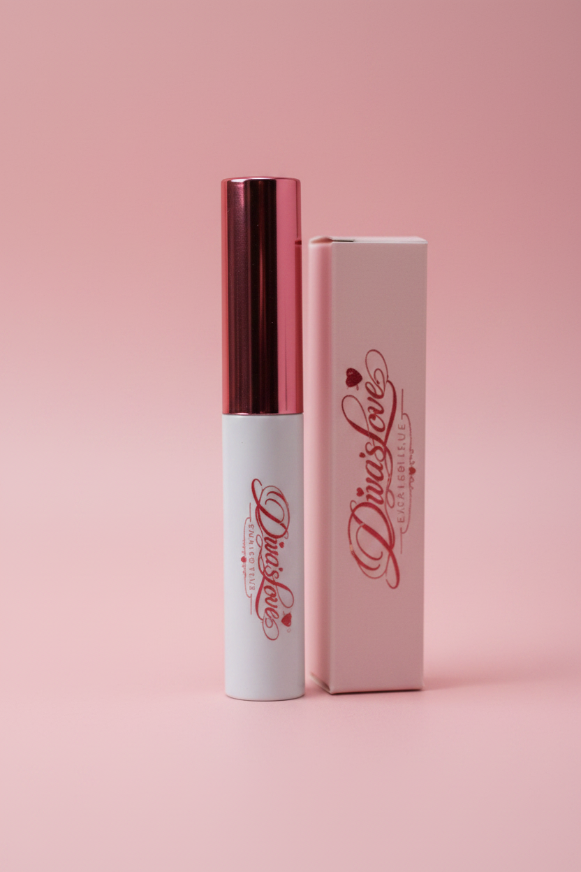 Diva's Love Eyelash Glue Close-Up